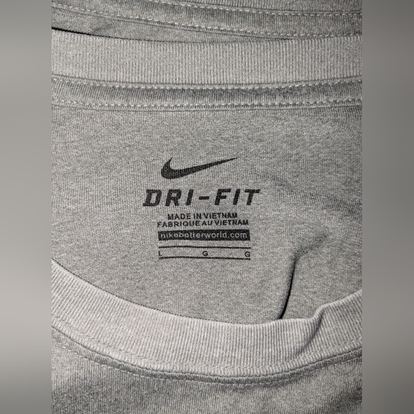 Four (4) Nike dri fit mens Alabama tshirts large. - Picture 4 of 9